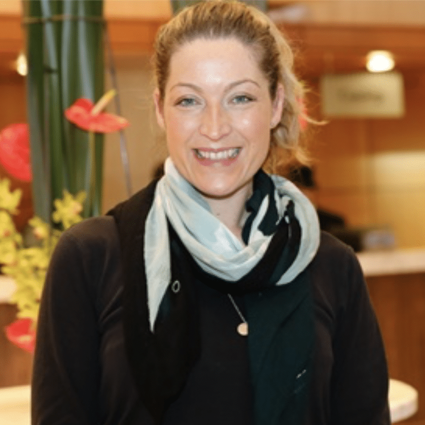 Dr Ebonie Rio